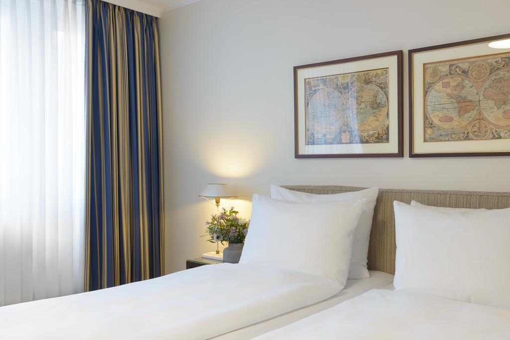 Hotel Stella Maris Гамбург Экстерьер фото